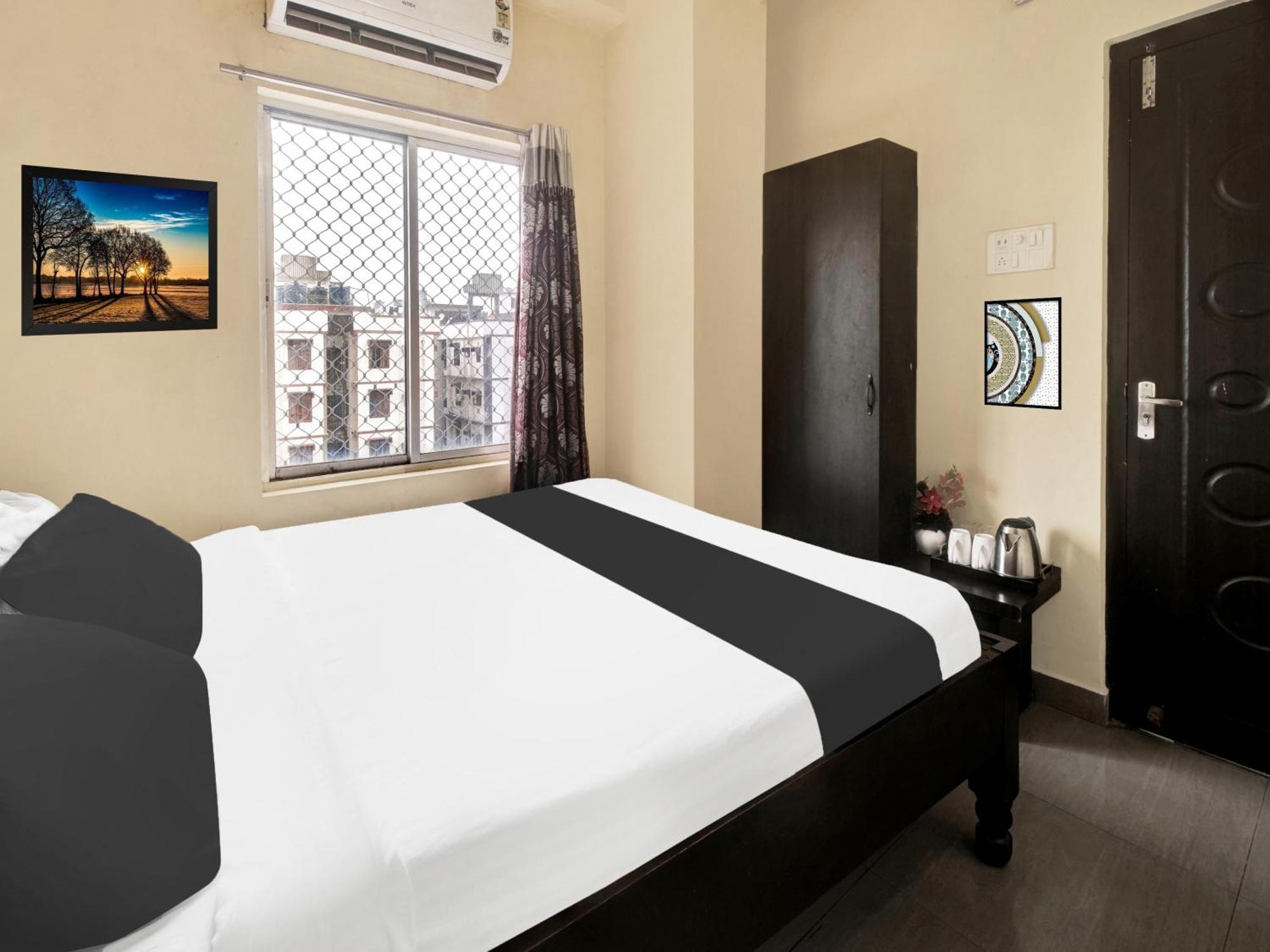 Super Hotel O Maligaon Adabari Guwahati Exterior foto
